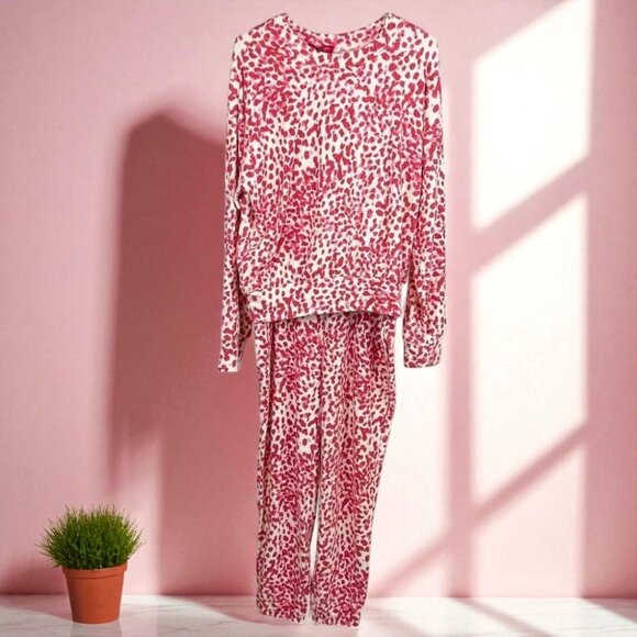 n:Philanthropy Sweatshirt & Pants set in Red Animal Smudge